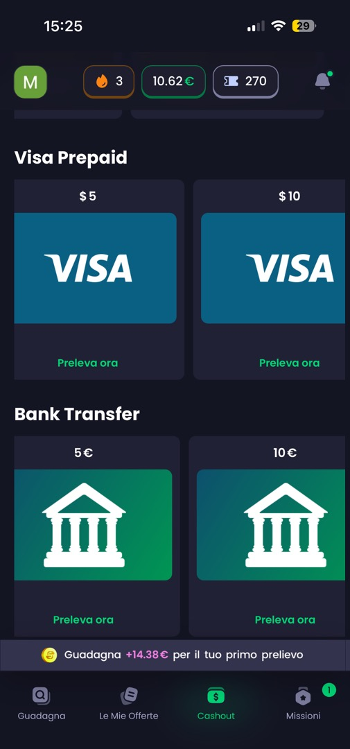 Pagina di prelievo di Freecash con saldo di 10,62 euro e schede da 5 euro